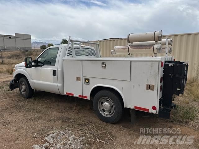 Ford F-250 Pick up/Fiancata ribaltabile