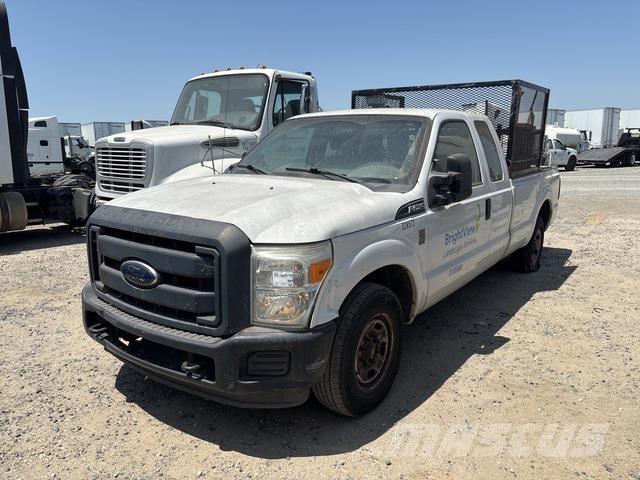 Ford F-250 Pick up/Fiancata ribaltabile