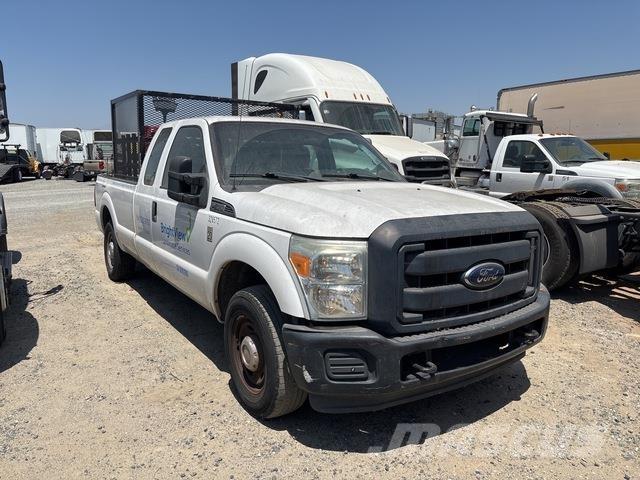 Ford F-250 Pick up/Fiancata ribaltabile