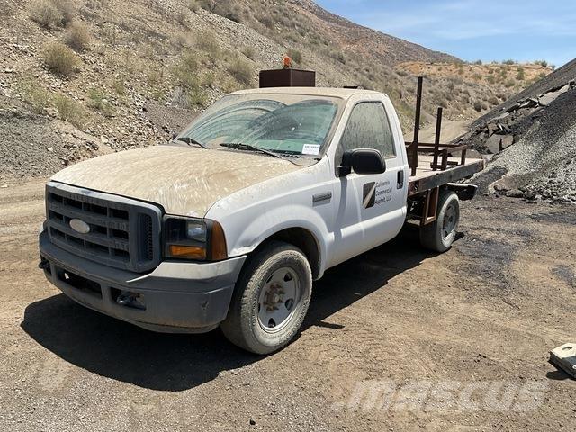 Ford F-250 Camion con sponde ribaltabili