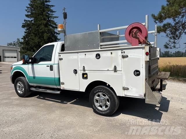 Ford F-250 Pick up/Fiancata ribaltabile