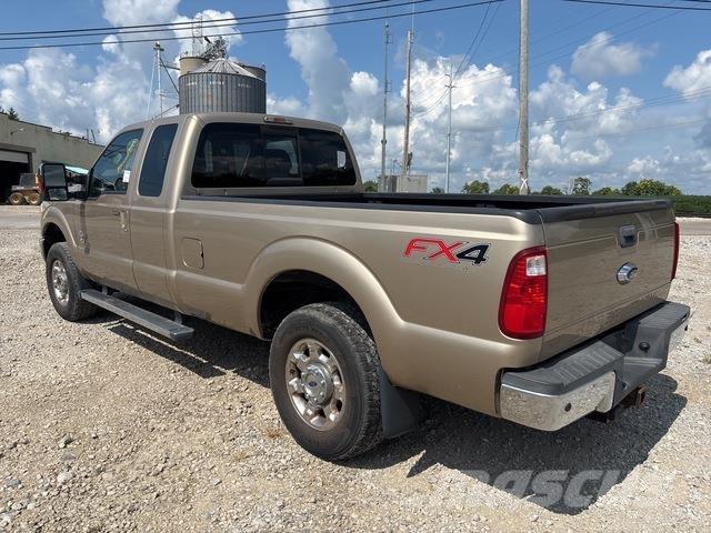 Ford F-250 Pick up/Fiancata ribaltabile