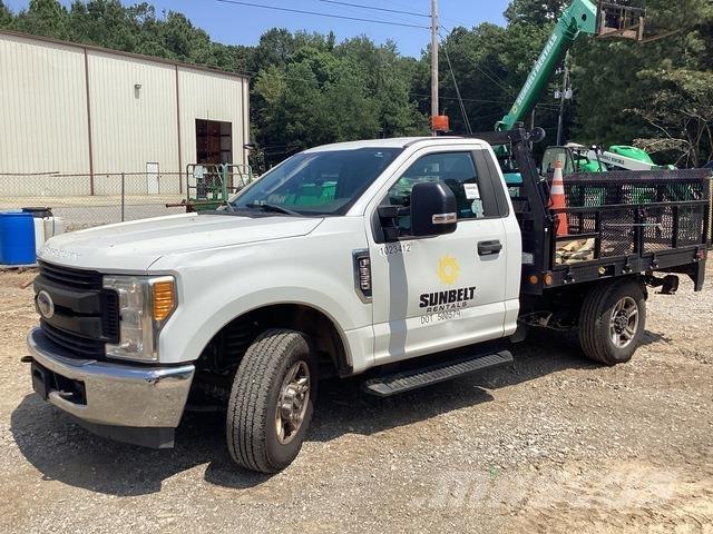 Ford F-250 Camion con sponde ribaltabili