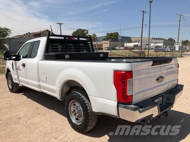 Ford F-250 Pick up/Fiancata ribaltabile