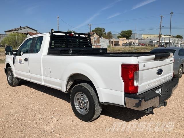 Ford F-250 Pick up/Fiancata ribaltabile