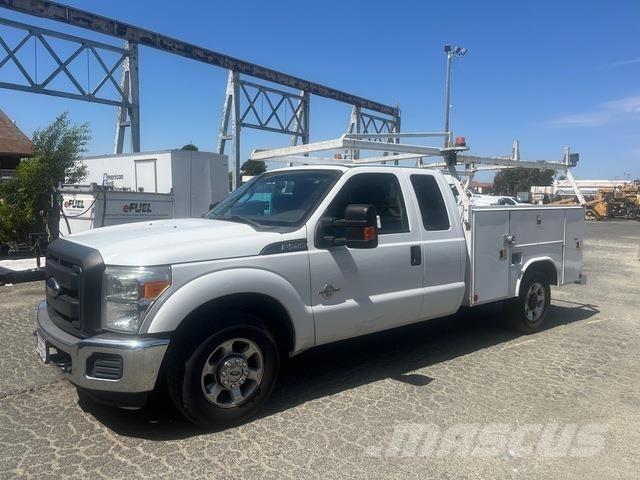 Ford F-250 Pick up/Fiancata ribaltabile
