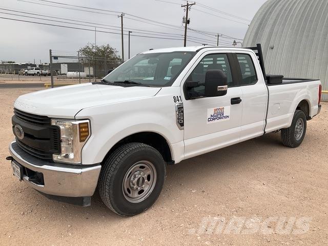 Ford F-250 Pick up/Fiancata ribaltabile