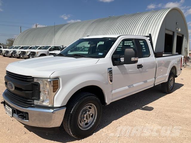 Ford F-250 Pick up/Fiancata ribaltabile