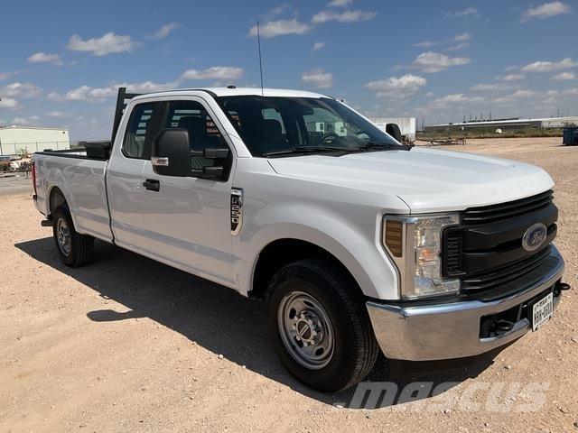 Ford F-250 Pick up/Fiancata ribaltabile