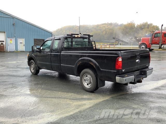 Ford F-250 Pick up/Fiancata ribaltabile