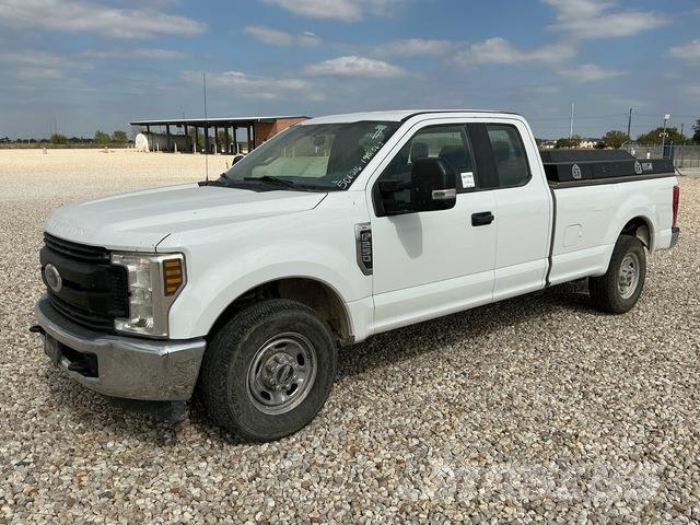 Ford F-250 Pick up/Fiancata ribaltabile