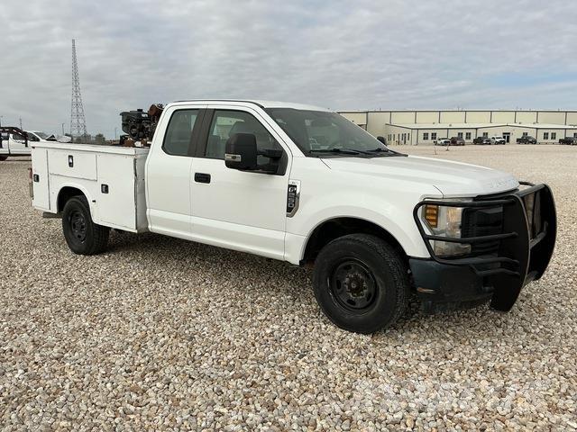 Ford F-250 Pick up/Fiancata ribaltabile