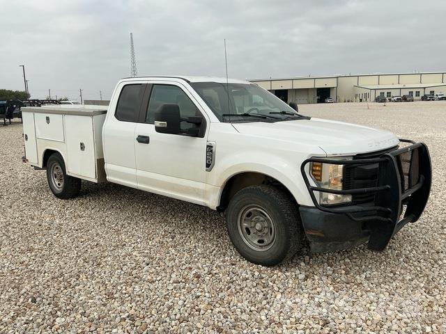 Ford F-250 Pick up/Fiancata ribaltabile