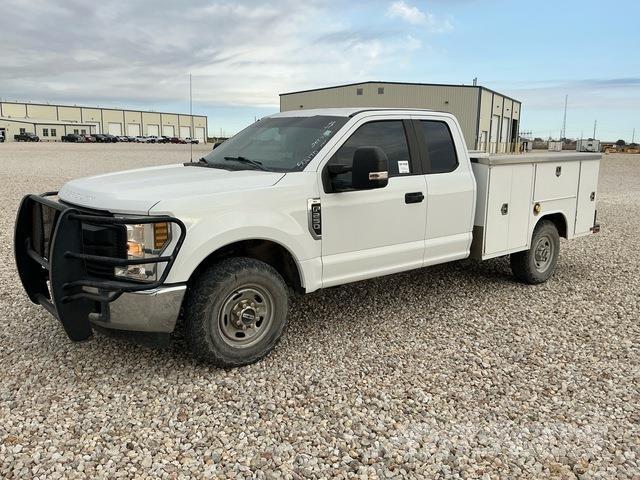 Ford F-250 Pick up/Fiancata ribaltabile