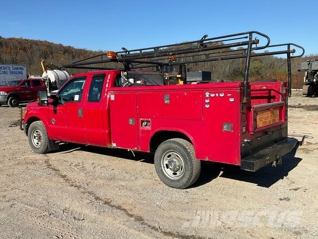 Ford F-250 Pick up/Fiancata ribaltabile