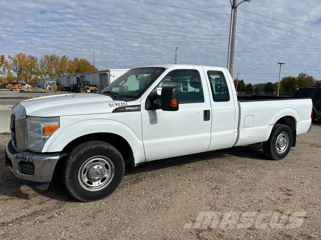 Ford F-250 Pick up/Fiancata ribaltabile
