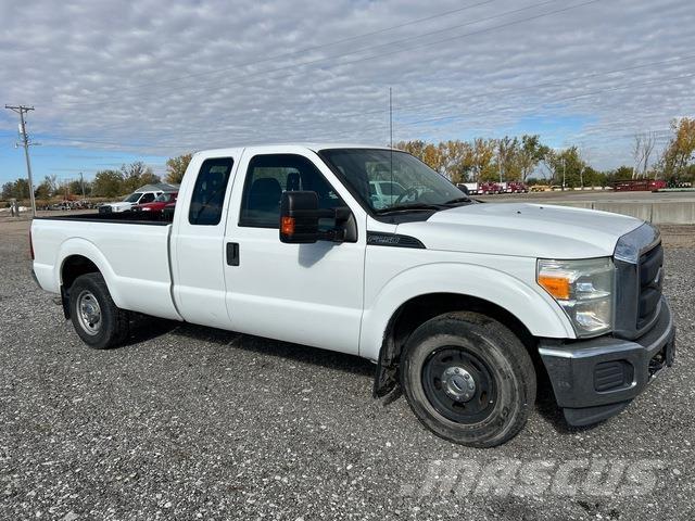 Ford F-250 Pick up/Fiancata ribaltabile