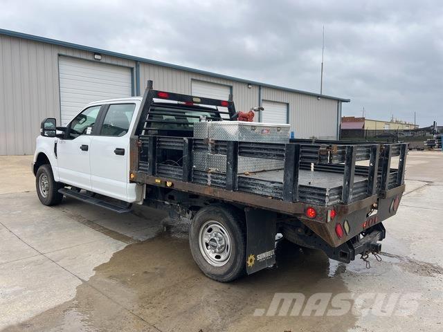 Ford F-250 Camion con sponde ribaltabili