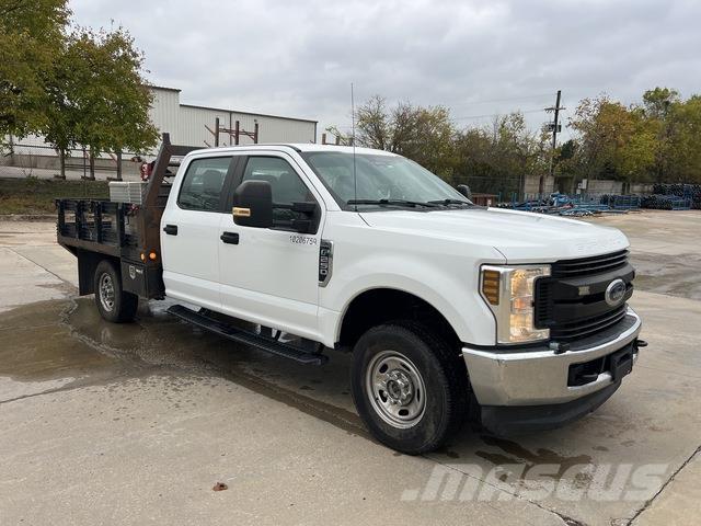 Ford F-250 Camion con sponde ribaltabili