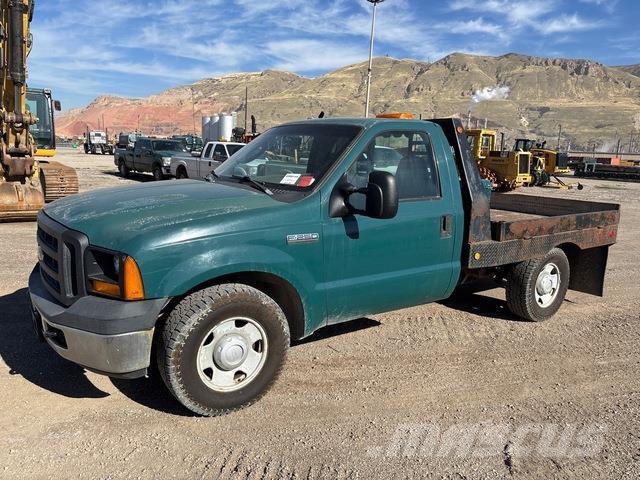 Ford F-250 Camion con sponde ribaltabili