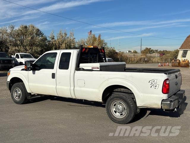 Ford F-250 Pick up/Fiancata ribaltabile