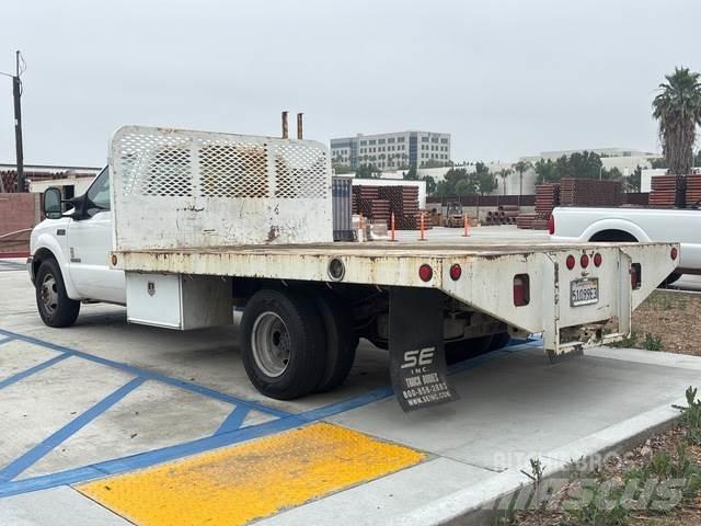 Ford F-350 Camion con sponde ribaltabili