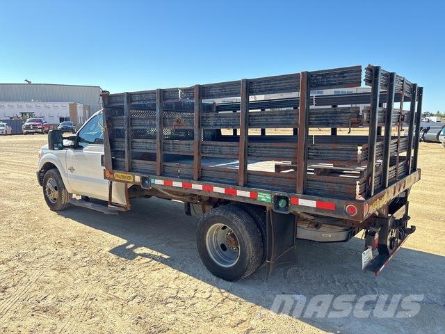 Ford F-350 Camion con sponde ribaltabili