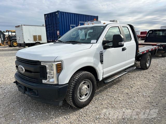 Ford F-350 Camion con sponde ribaltabili