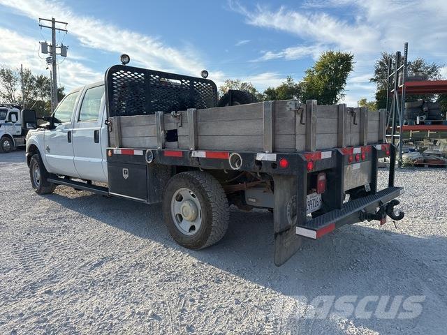 Ford F-350 Camion con sponde ribaltabili