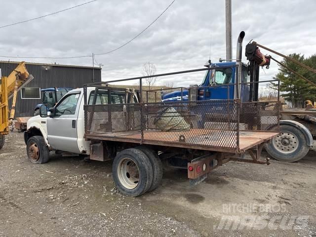Ford F-450 Camion con sponde ribaltabili