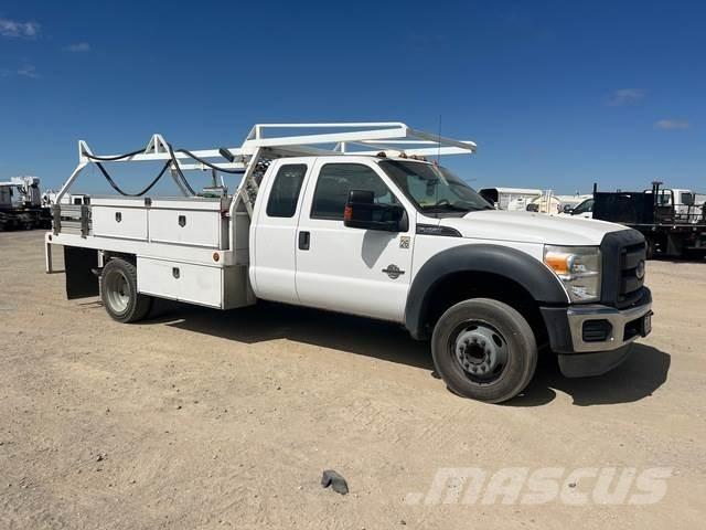 Ford F-450 Camion con sponde ribaltabili