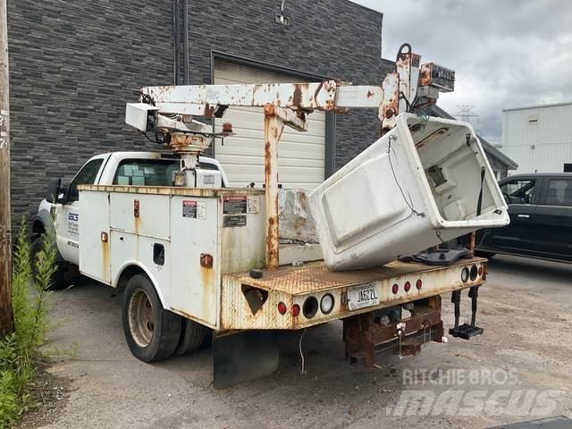 Ford F-450 Piattaforme autocarrate