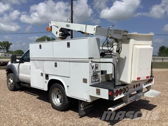 Ford F-450 Piattaforme autocarrate