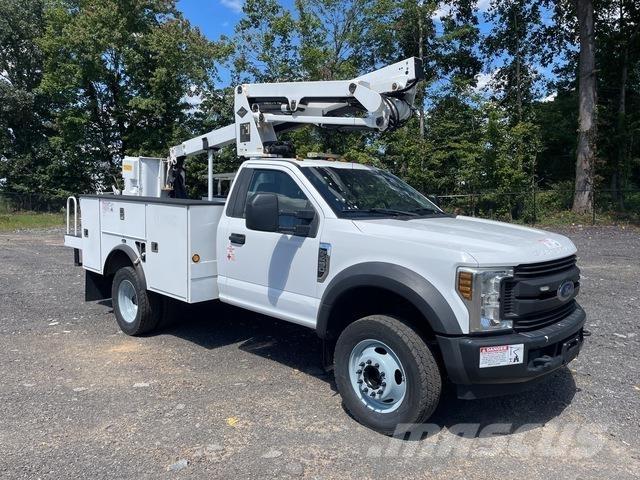 Ford F-450 Piattaforme autocarrate