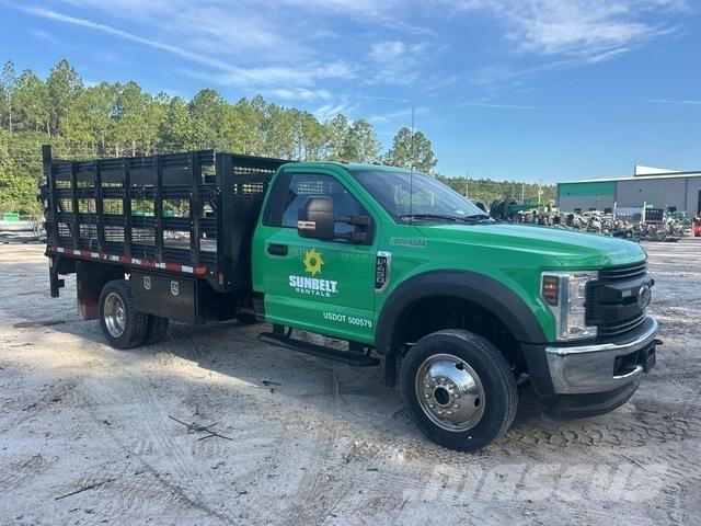 Ford F-450 Camion con sponde ribaltabili