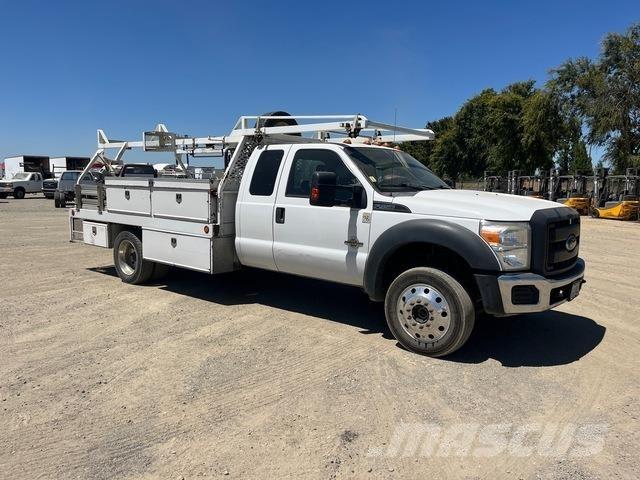 Ford F-450 Camion con sponde ribaltabili