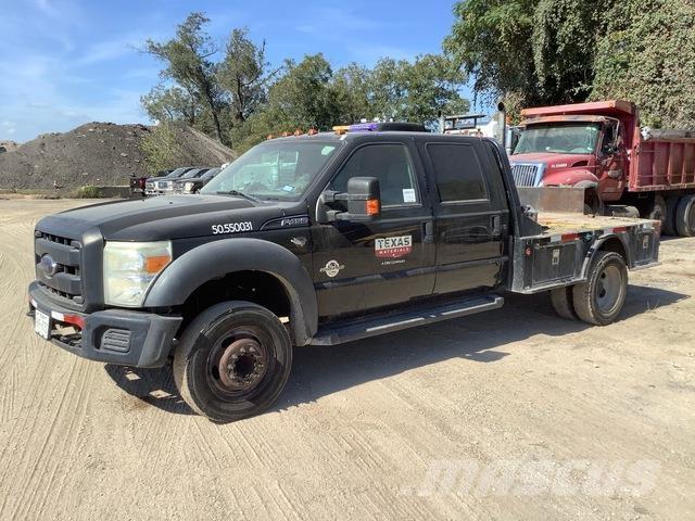 Ford F-450 Camion con sponde ribaltabili