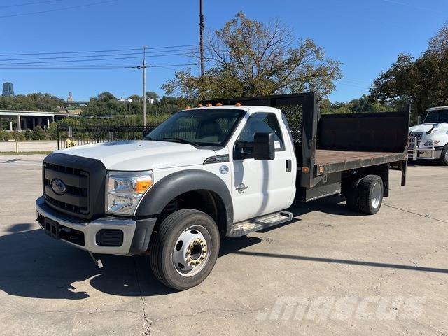 Ford F-450 Camion con sponde ribaltabili