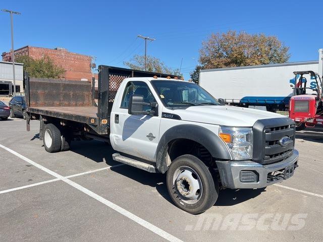 Ford F-450 Camion con sponde ribaltabili
