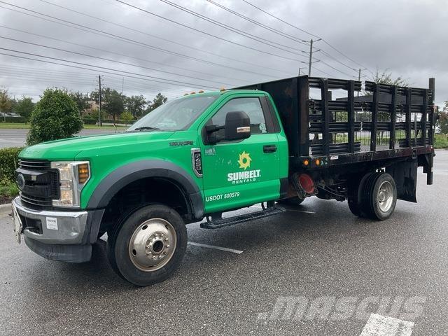 Ford F-450 Camion con sponde ribaltabili