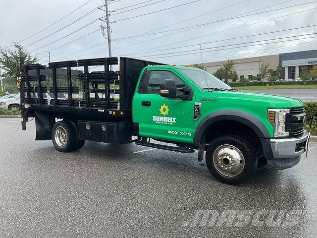 Ford F-450 Camion con sponde ribaltabili