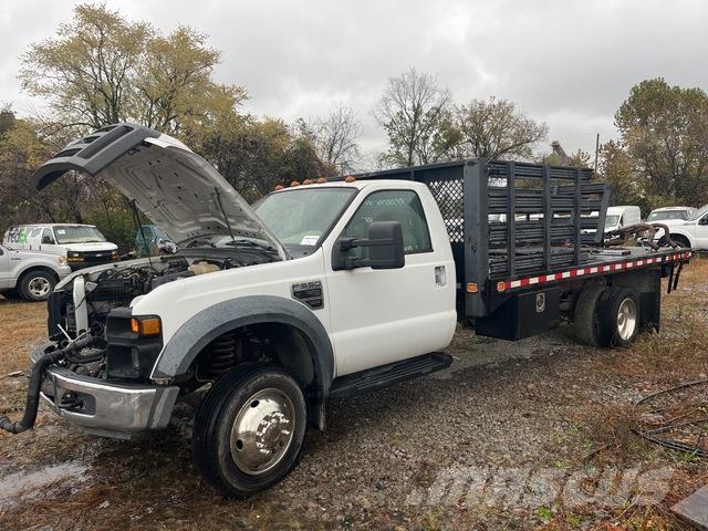 Ford F-550 Camion con sponde ribaltabili