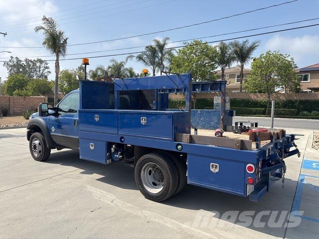 Ford F-550 Pick up/Fiancata ribaltabile