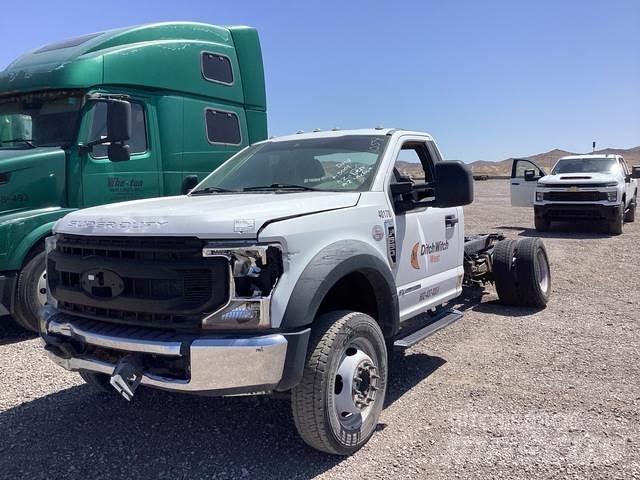 Ford F-550 Cabine e interni