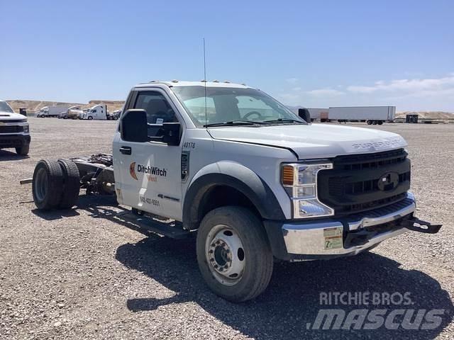 Ford F-550 Cabine e interni