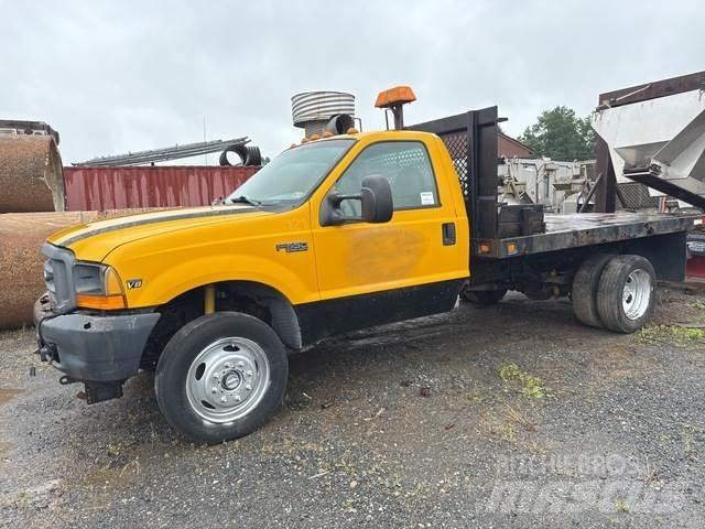 Ford F-550 Camion con sponde ribaltabili