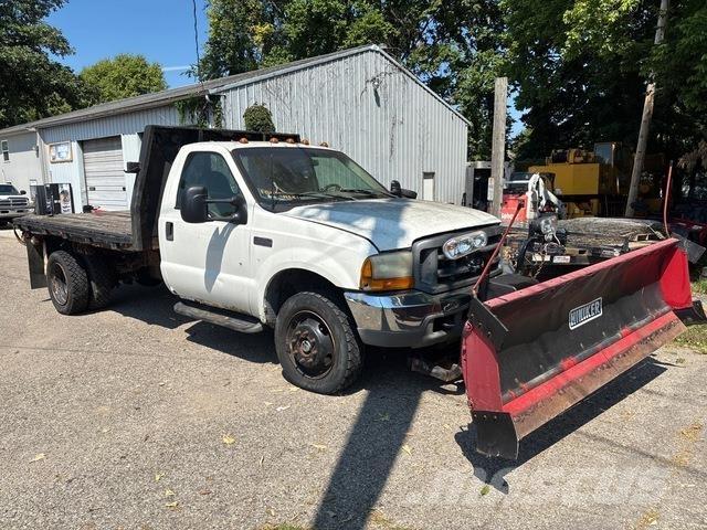 Ford F-550 Camion con sponde ribaltabili