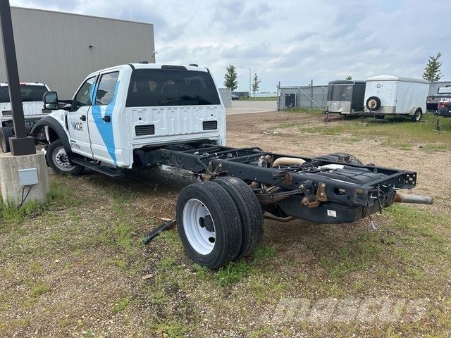 Ford F-550 Cabine e interni