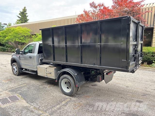 Ford F-550 Camion con gancio di sollevamento