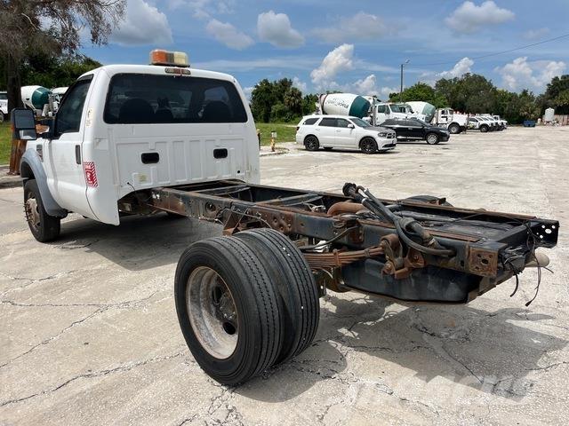 Ford F-550 Cabine e interni